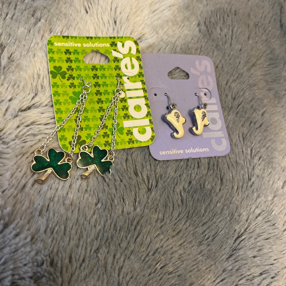 Holiday earrings